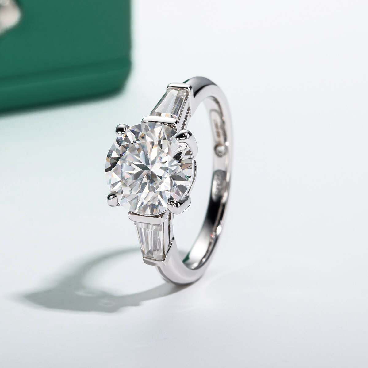 Anel Solitário Brilhante com Moissanite em Prata 925 Luar Cirila