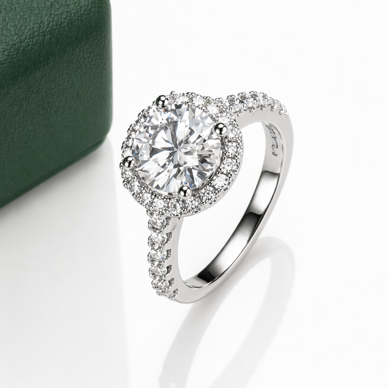 Anel Halo Moissanite com Brilho Intenso em Prata 925 Luar Quimera