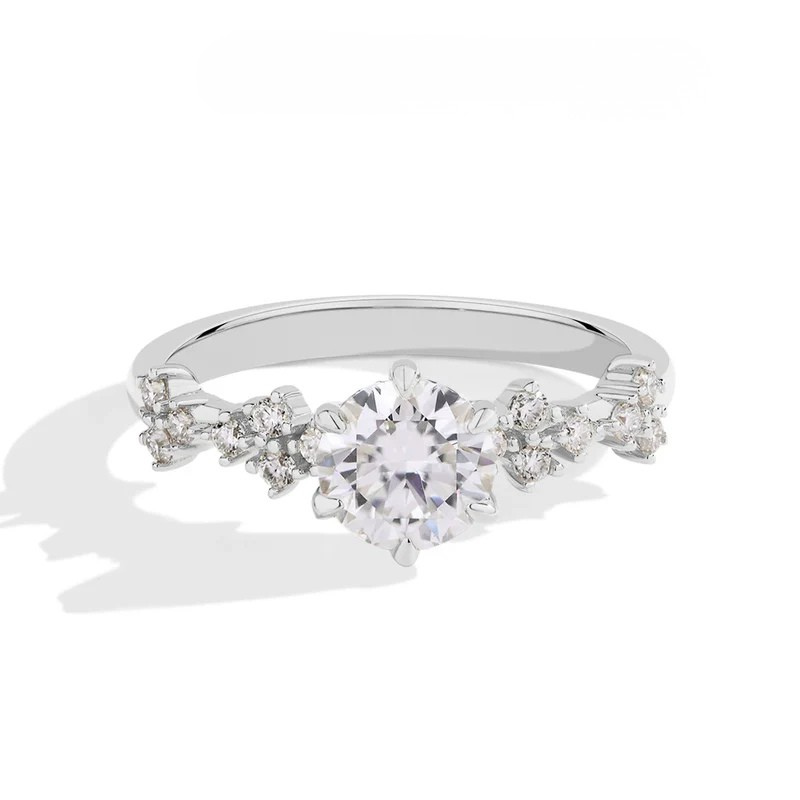 Anel Floral Moissanite com Banho de Ouro 14K Luar Fioretta