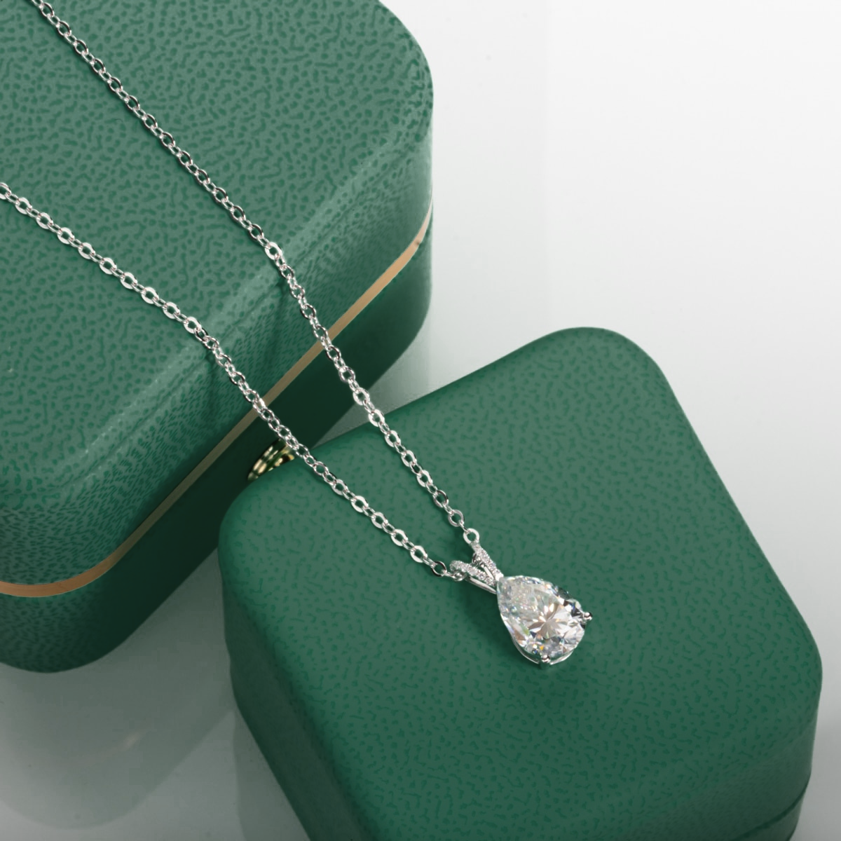 Colar Pear Moissanite Moissanite Colar