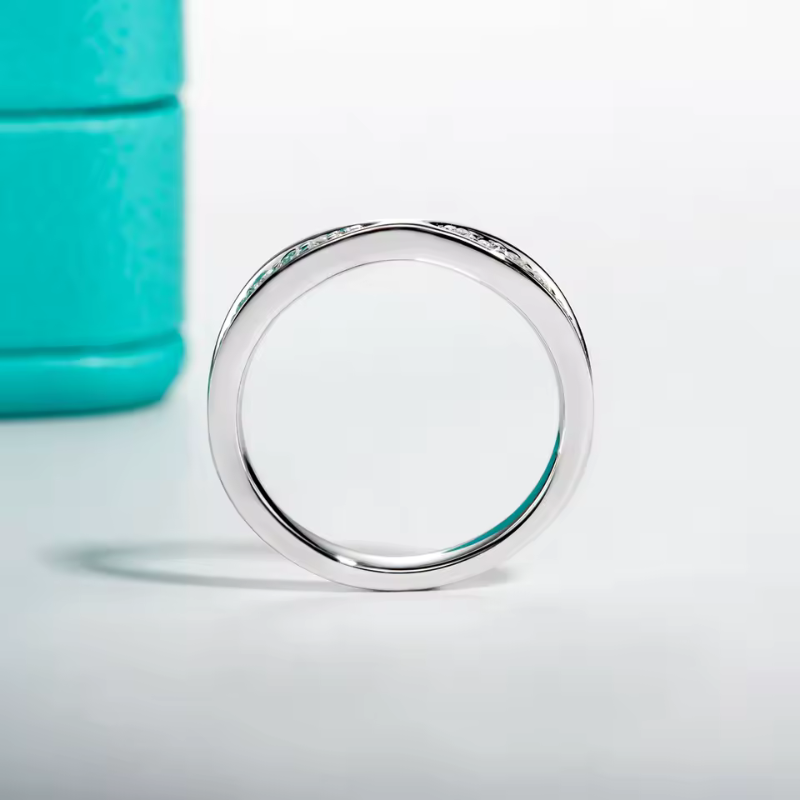 Anel Aparador Moissanite com Design Ondulado Luar Luz Infinity