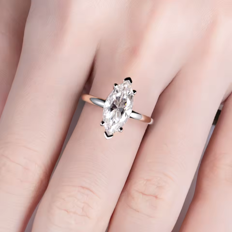 Anel Solitário Moissanite Elegante com Brilho Intenso Luar Íris