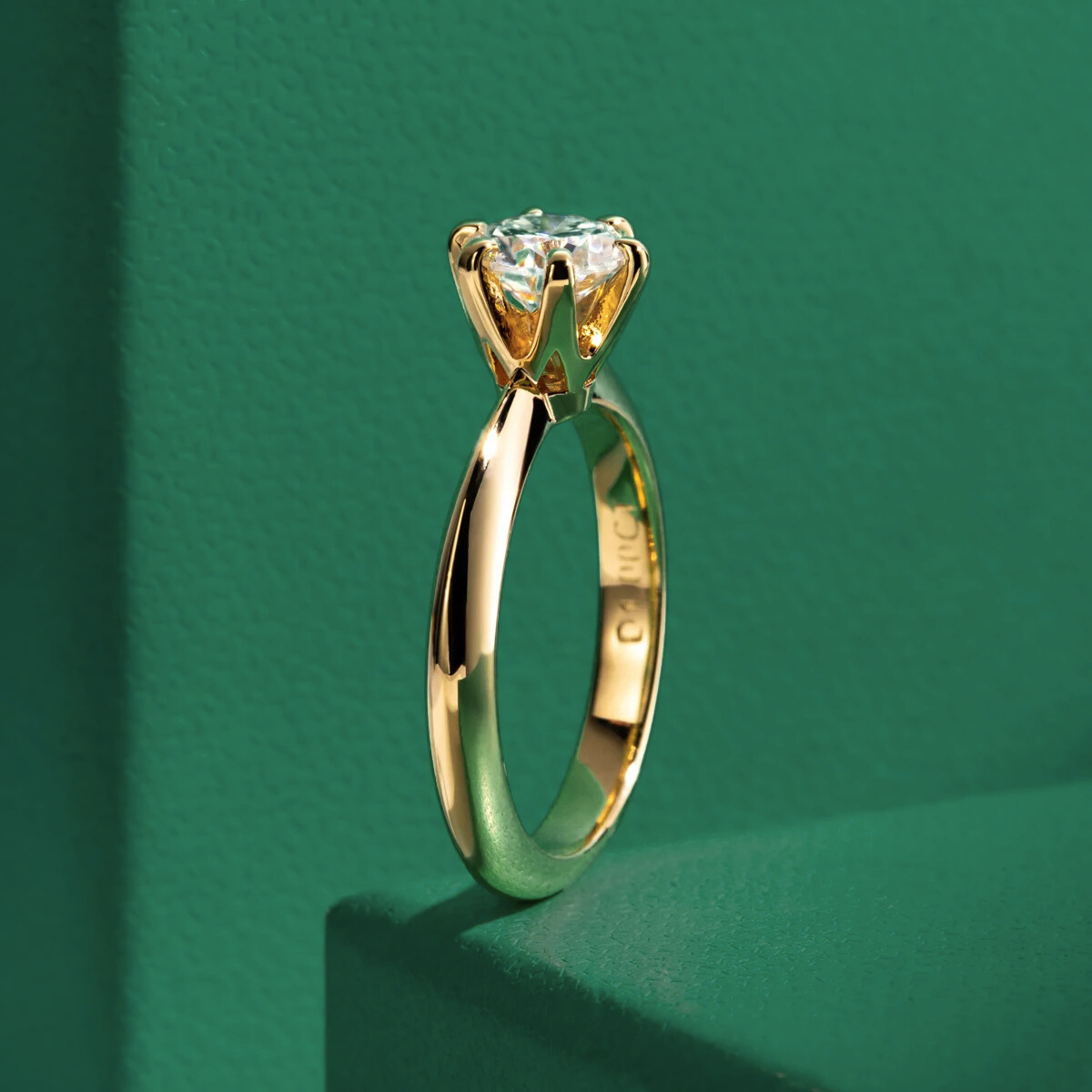 Anel Solitário Moissanite Prata 925 Banho Ouro 18K Luar Essenza