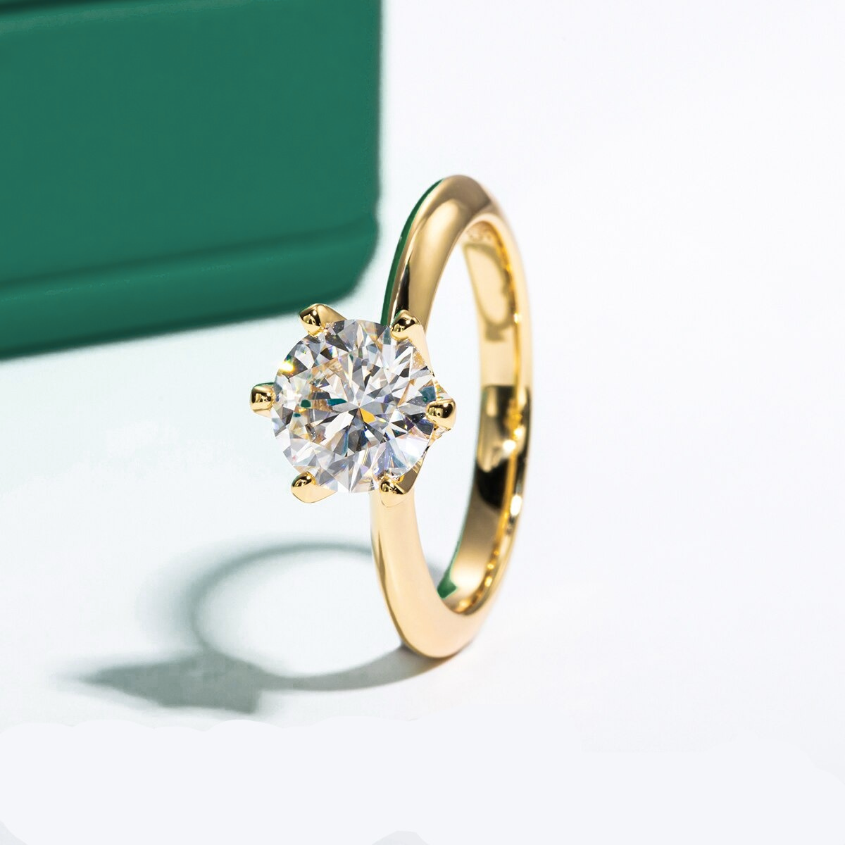 Anel Solitário Moissanite Prata 925 Banho Ouro 18K Luar Essenza