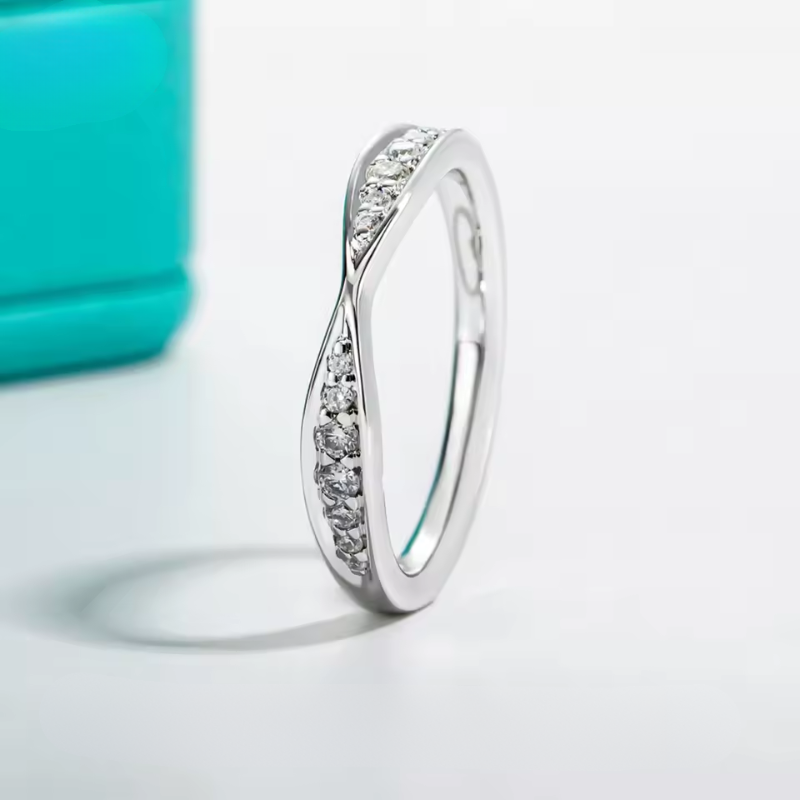 Anel Aparador Moissanite com Design Ondulado Luar Luz Infinity