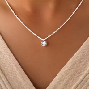 Colar Luar Elena – Com Moissanite e Ouro Branco 18k