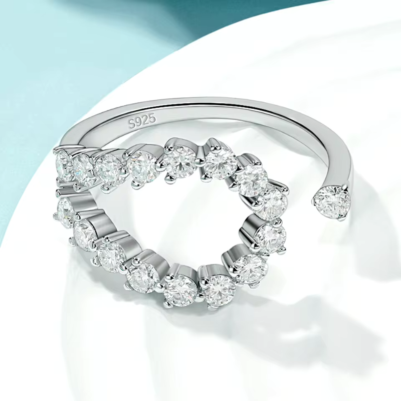 Anel Coração Cravejado Moissanite Prata 925 Luar Camila