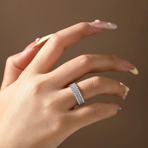 Anel Luar Linz – Aliança Eterna com Moissanite e Ouro 18k