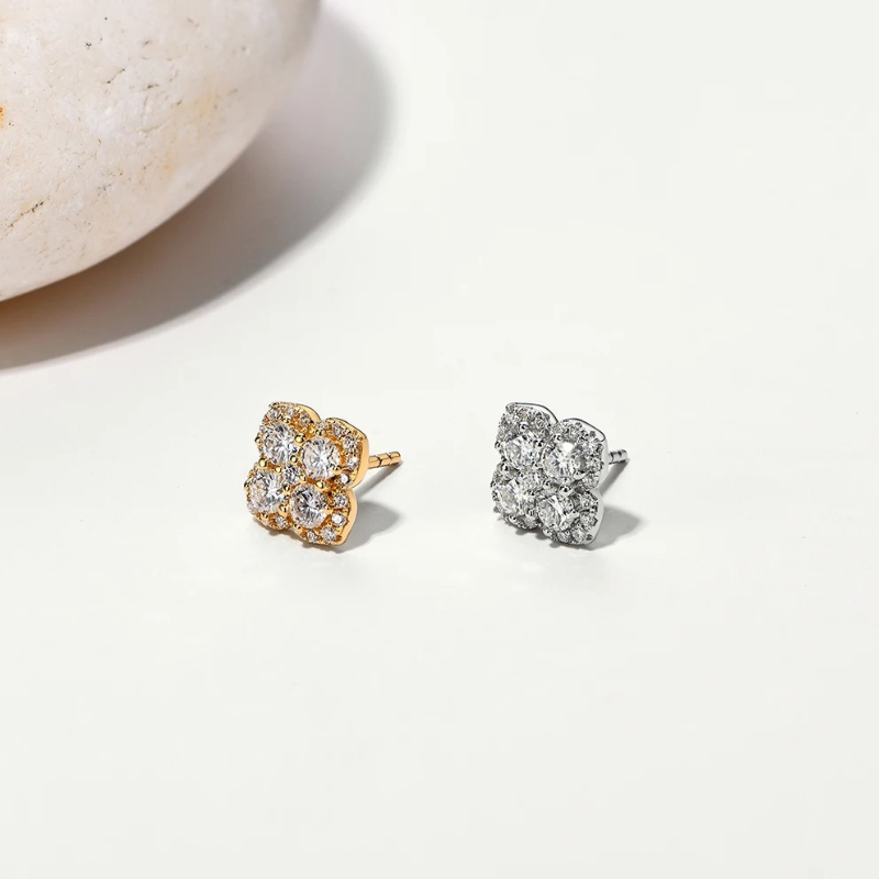 Brinco Luar Flor Celestial – Com Moissanite e Prata 925