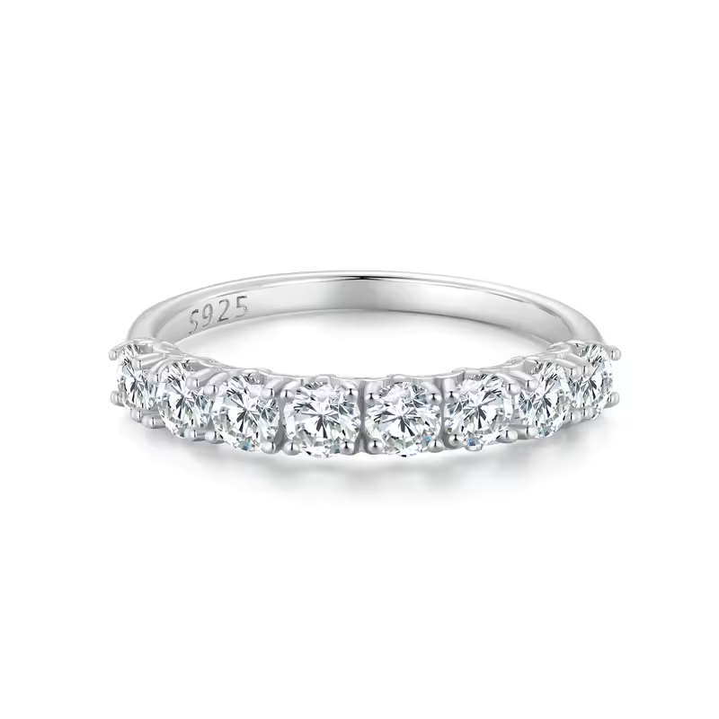 Anel Meia Aliança Moissanite em Prata 925 Cravejada Banho De Ouro 18K Luar Soraya