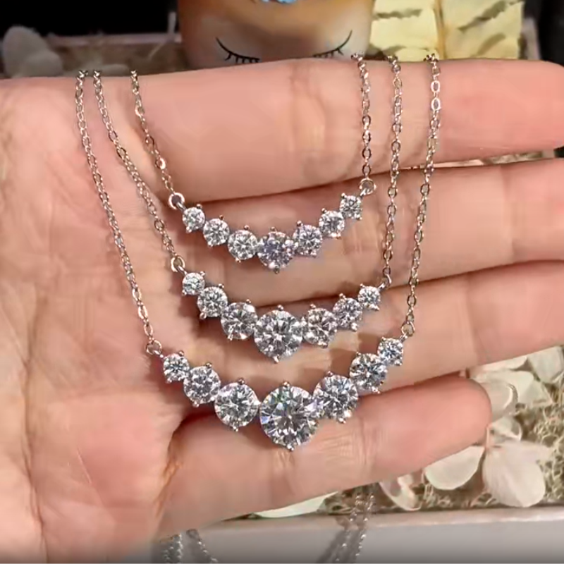 Colar Elegante Moissanite Prata 925 com Banho em Ouro 18k Luar Chiara - foto 2