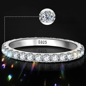 Anel Luar Éternelle – Aliança em Moissanite Ouro 18k