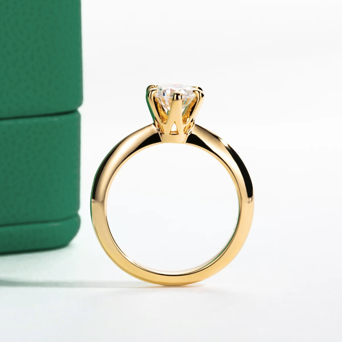Anel Solitário Moissanite Prata 925 Banho Ouro 18K Luar Essenza