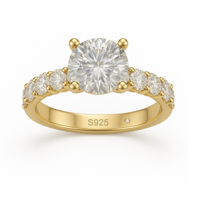 Anel Luar Clarisse – Moissanite 4 Garras com Ouro 18k