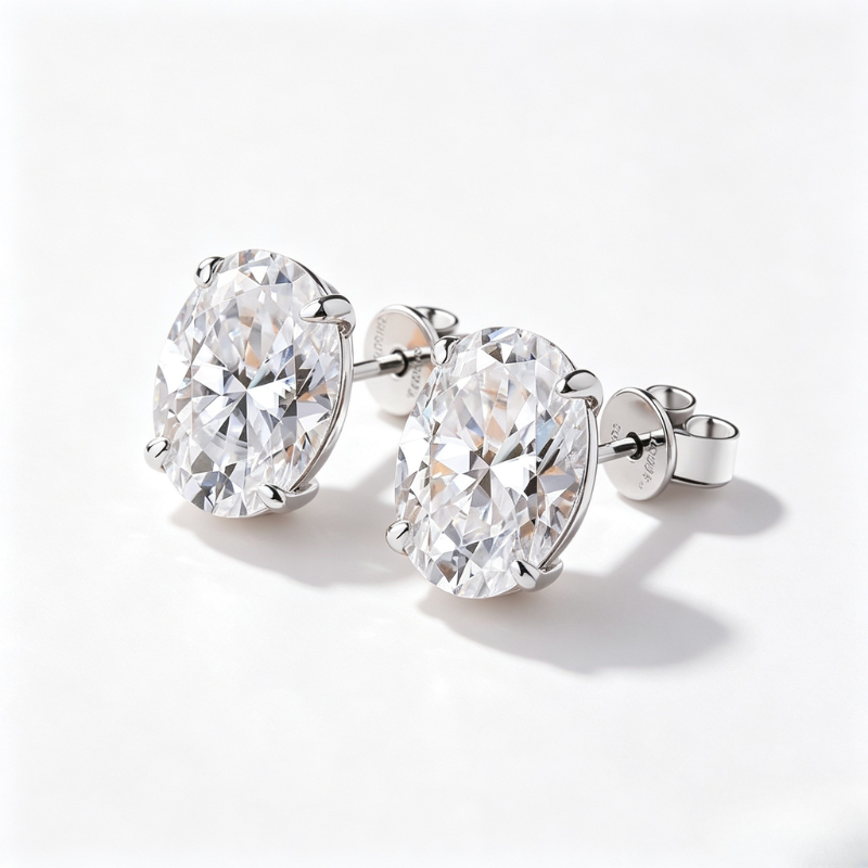 Brinco Solitário Oval Moissanite Prata 925 Banhado a Ouro 18K Luar Astra