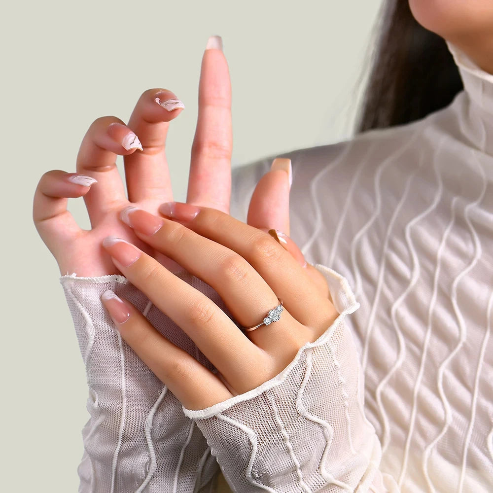 Anel Três Pedras Moissanite Ouro 18K Luar Harmônia - foto 6