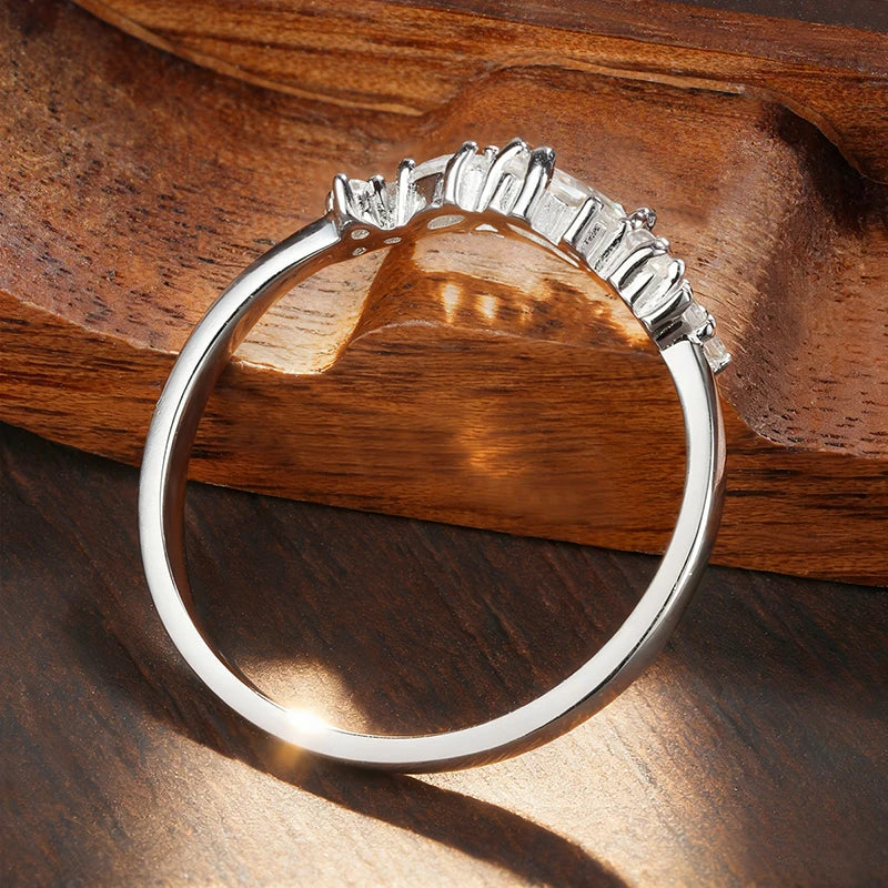 Anel Cluster Moissanite Prata 925 Banho Ouro Branco — Éloise - foto 3