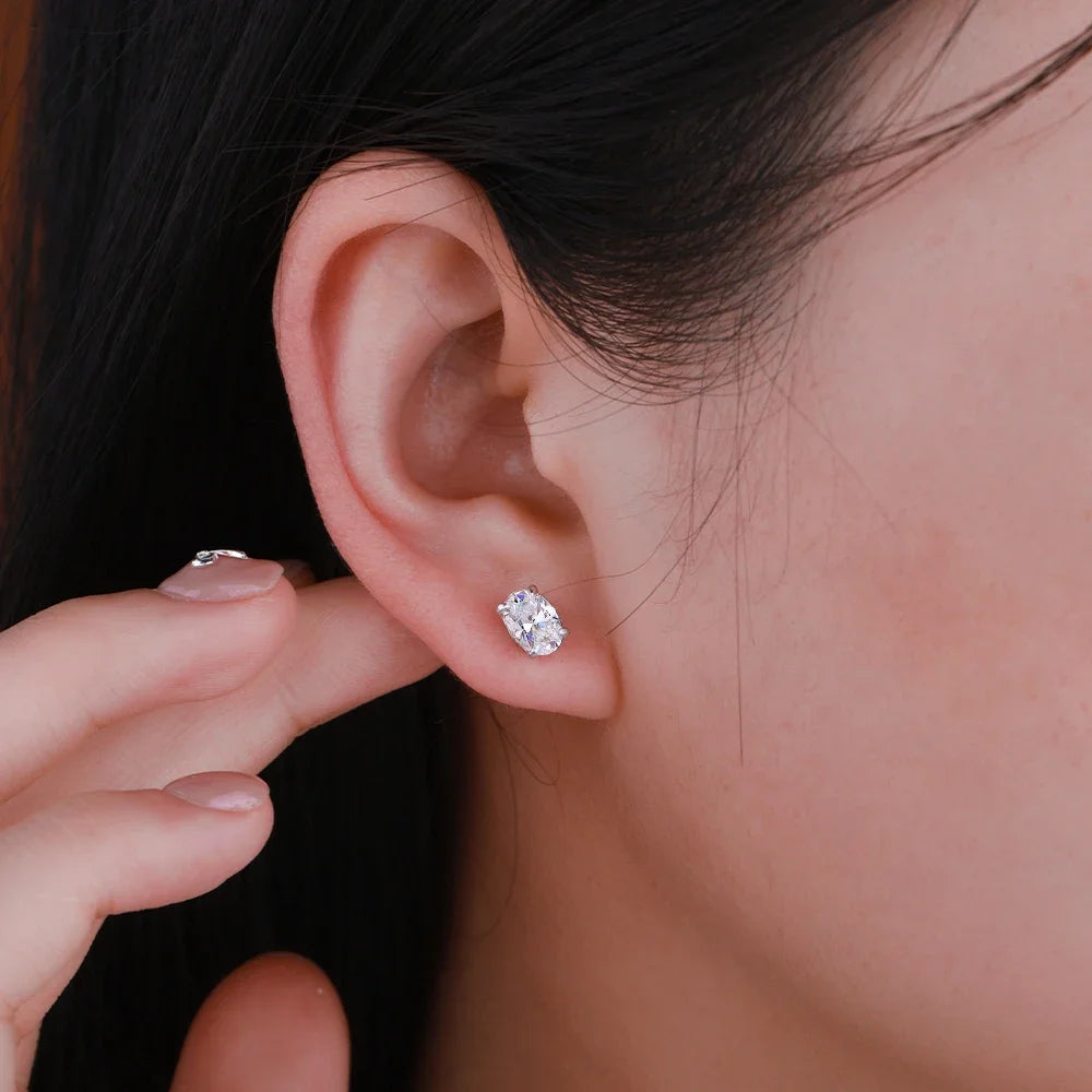 Brinco Solitário Oval Moissanite Prata 925 Banhado a Ouro 18K Luar Astra - foto 17